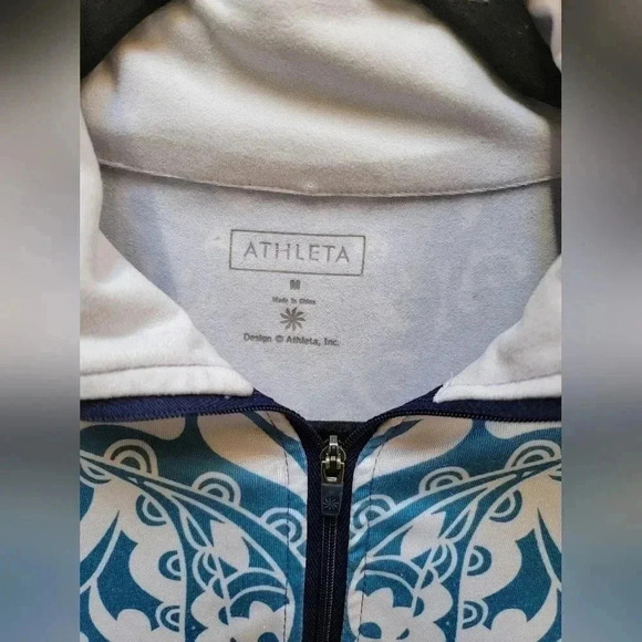 Athleta Women's Paisley Purple Quarter Zip Track/Activewear Jacket Size Med - Picture 3 of 3